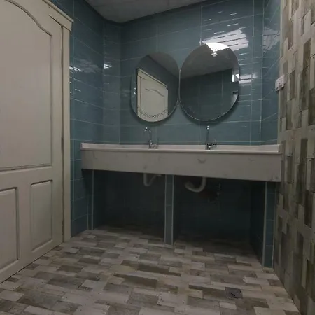 Hostal Kyosheto *