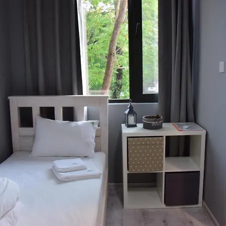 Kyosheto Hostal *