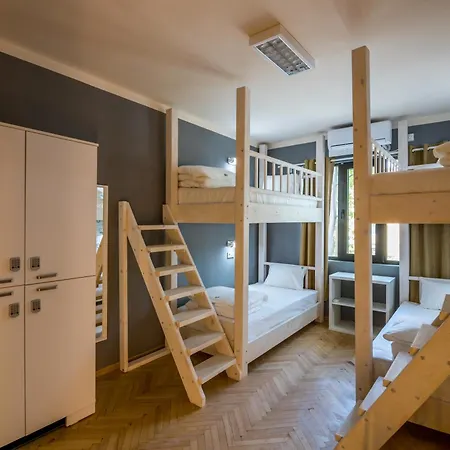 Kyosheto Hostal