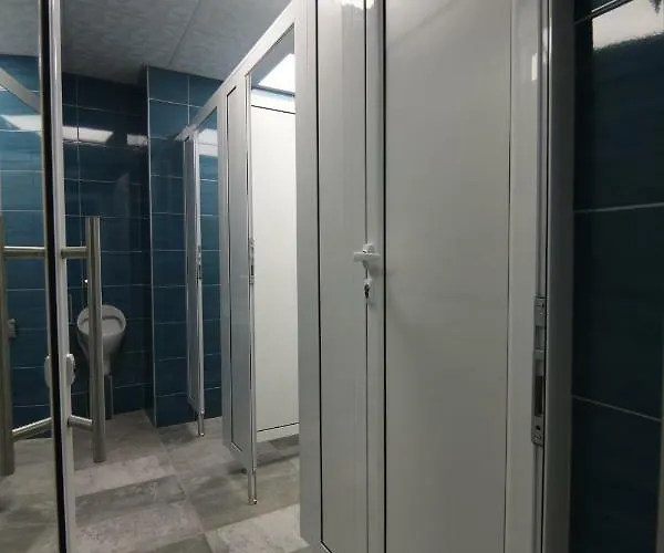 Kyosheto אכסניה *