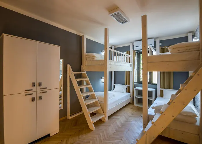 Kyosheto אכסניה